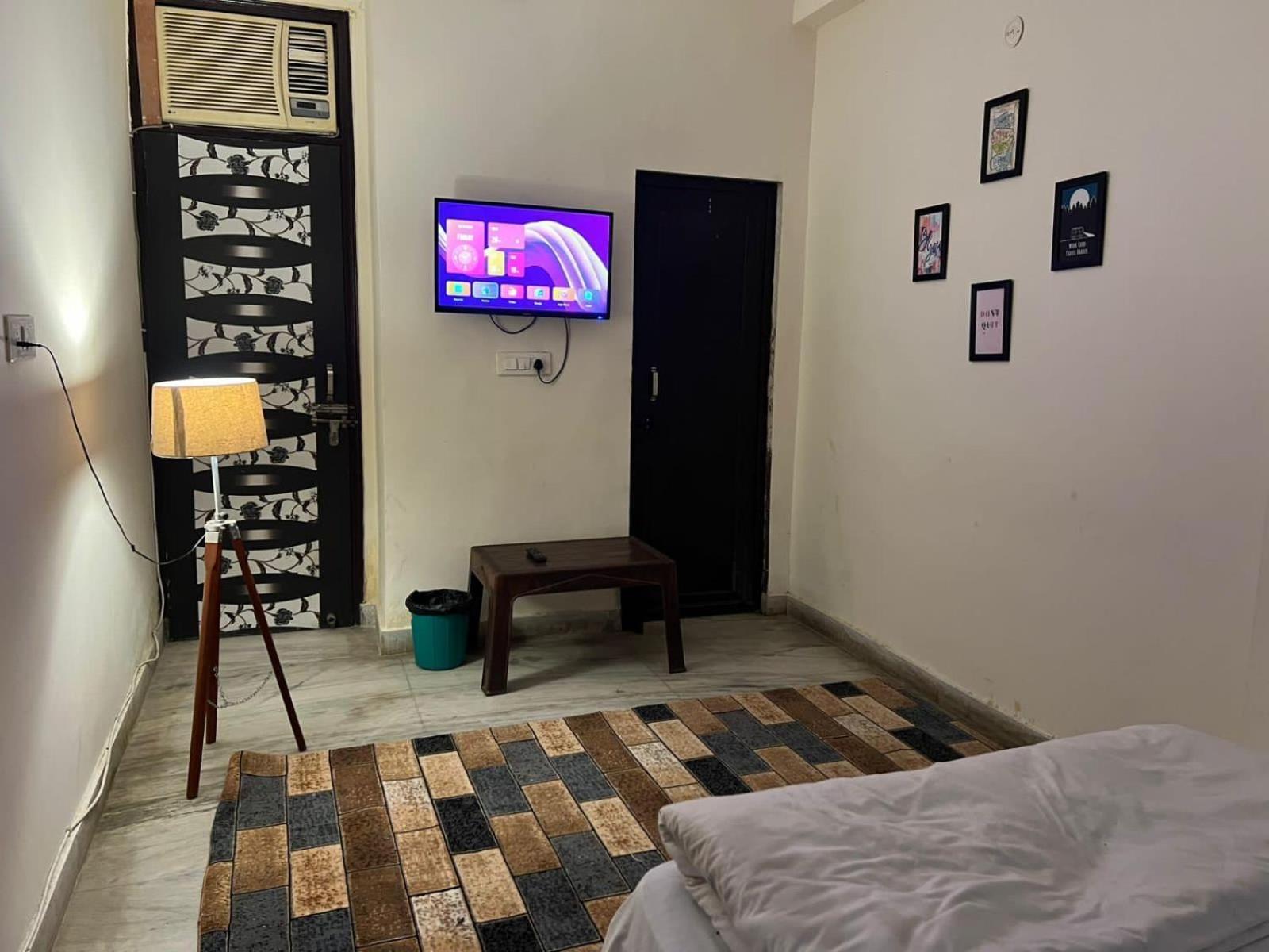 Vamika Guest house New Delhi